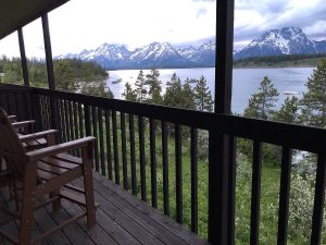 Lakeside Lodging Near National Parks: 8 Places to Stay, Boat & Explore